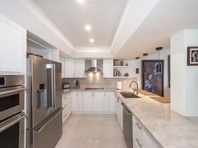 520 Brickell Key Dr A1102, Miami FL 33131