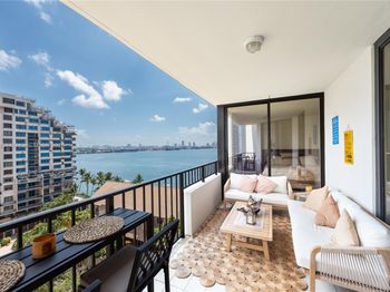 520 Brickell Key Dr