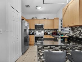 1381 W 30th St, Hialeah FL 33012