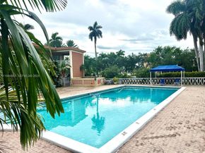 26 Diplomat Pkwy 2263, Hallandale Beach FL 33009