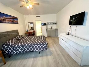 26 Diplomat Pkwy 2263, Hallandale Beach FL 33009