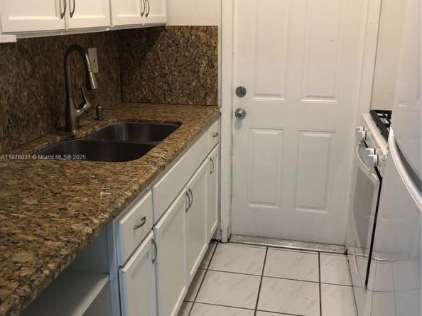 7720 Harding Ave 4, Miami Beach FL 33141