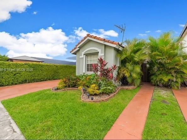 14262 SW 181st St, Miami FL 33177