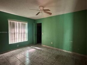 14975 SW 48th Ter 25E, Miami FL 33185