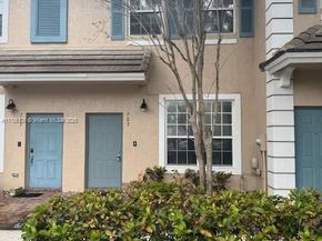703 NW 42 Avenue, Plantation FL 33317