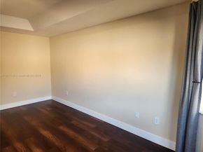 7257 NW 113th Pl, Doral FL 33178