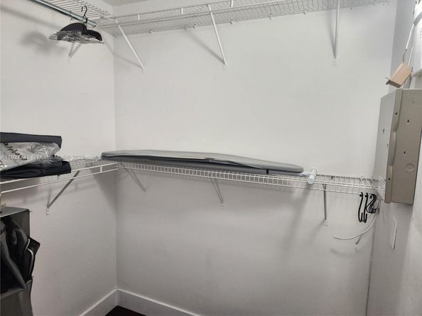 7257 NW 113th Pl, Doral FL 33178