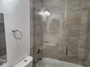 7257 NW 113th Pl, Doral FL 33178