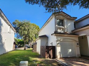 7257 NW 113th Pl, Doral FL 33178