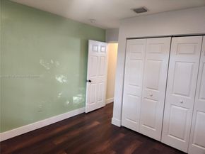 7257 NW 113th Pl, Doral FL 33178