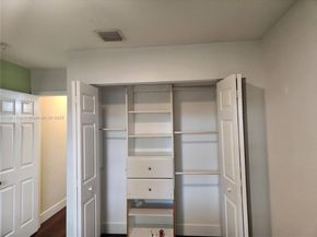 7257 NW 113th Pl, Doral FL 33178