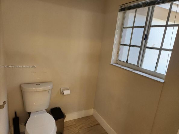 7257 NW 113th Pl, Doral FL 33178