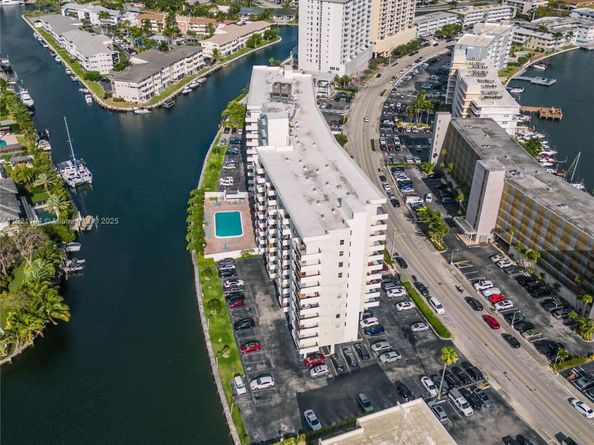 401 Golden Isles Dr 804, Hallandale Beach FL 33009