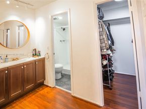 401 Golden Isles Dr 804, Hallandale Beach FL 33009
