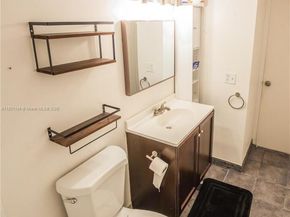 401 Golden Isles Dr 804, Hallandale Beach FL 33009