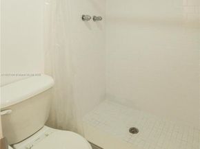 401 Golden Isles Dr 804, Hallandale Beach FL 33009