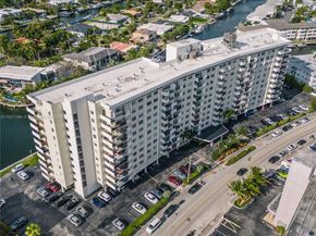 401 Golden Isles Dr 804, Hallandale Beach FL 33009