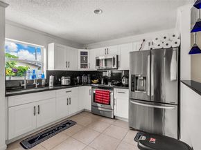 6707 Winfield Blvd, Margate FL 33063