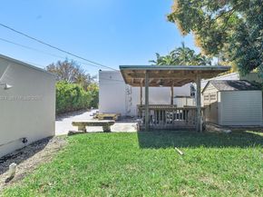 2231 SW 17th St, Miami FL 33145