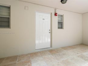 6711 N Kendall Dr 505, Pinecrest FL 33156