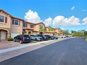 3777 SE 1st St, Homestead FL 33033