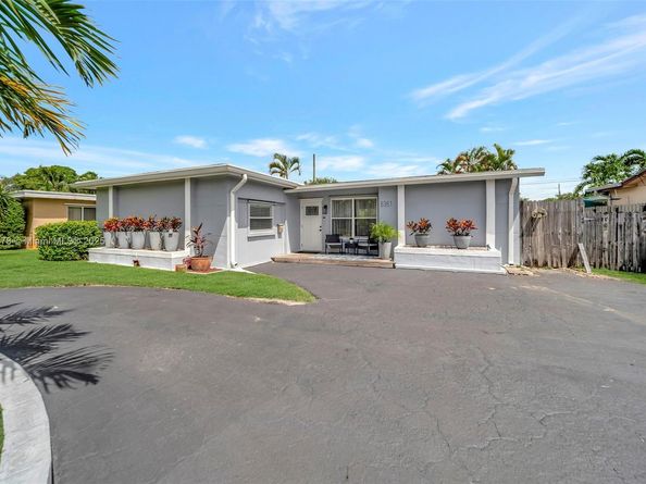 6361 Liberty St, Hollywood FL 33024