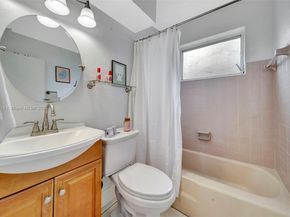 6361 Liberty St, Hollywood FL 33024