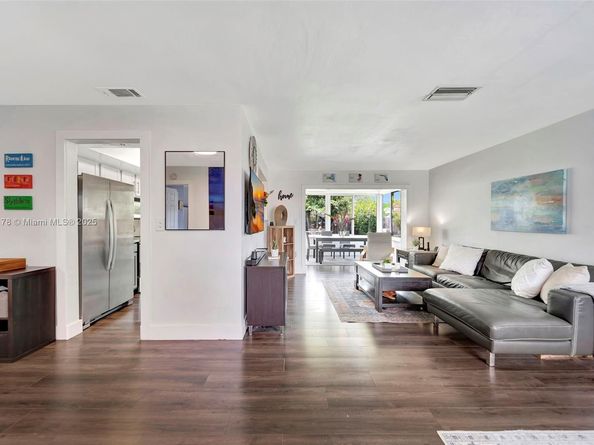 6361 Liberty St, Hollywood FL 33024