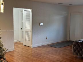 2860 NW 207th St, Miami Gardens FL 33056