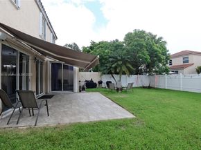 365 NW 154th Ave, Pembroke Pines FL 33028