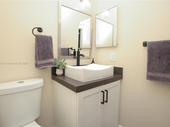 365 NW 154th Ave, Pembroke Pines FL 33028