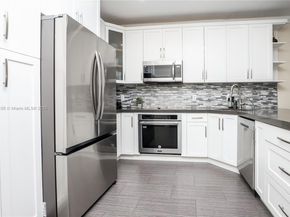 365 NW 154th Ave, Pembroke Pines FL 33028