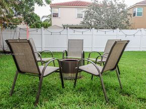 365 NW 154th Ave, Pembroke Pines FL 33028