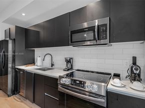 398 NE 5th St 3017, Miami FL 33132