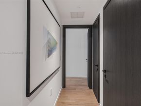 398 NE 5th St 3017, Miami FL 33132