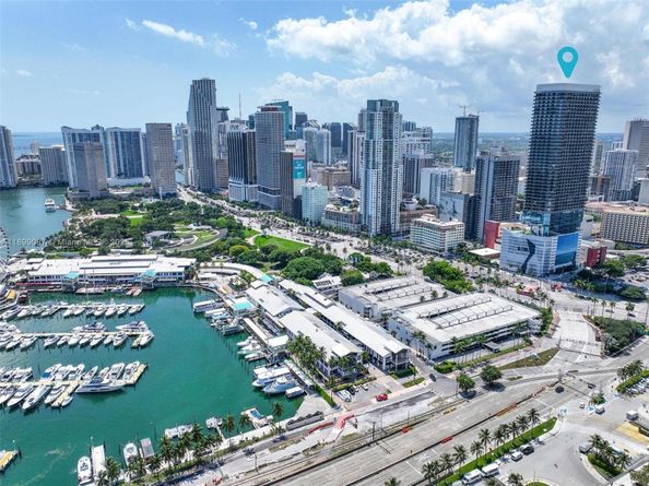 398 NE 5th St 3017, Miami FL 33132