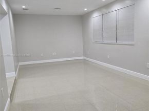 780 W 74th Pl, Hialeah FL 33014