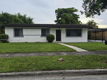 780 W 74th Pl