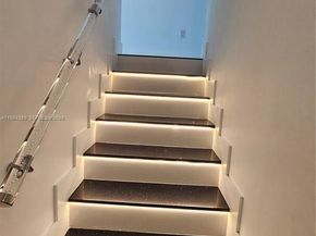 1861 NW North River Dr 11, Miami FL 33125