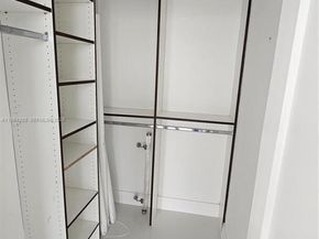 1861 NW North River Dr 11, Miami FL 33125