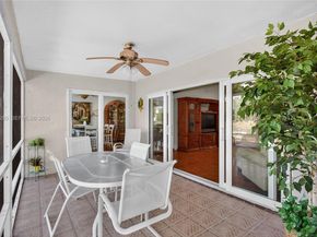 10681 Greenbriar Ct, Boca Raton FL 33498