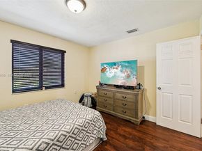 10365 SW 11th Ter 49B, Miami FL 33174