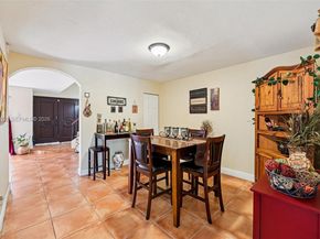 10365 SW 11th Ter 49B, Miami FL 33174