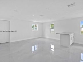 655 SW 5th St, Homestead FL 33030