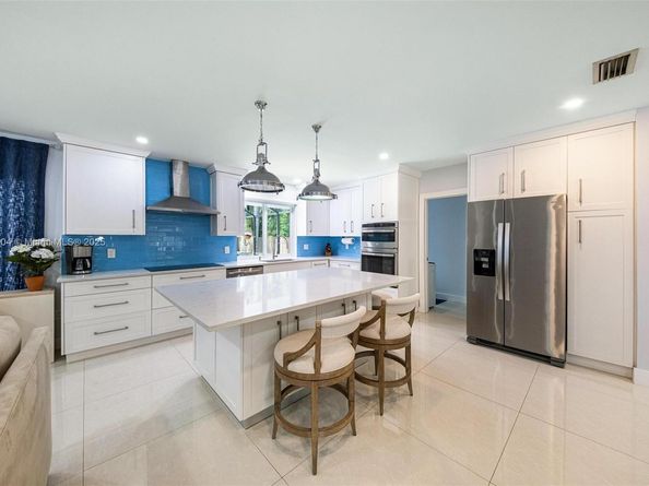 9720 SW 140th St, Miami FL 33176