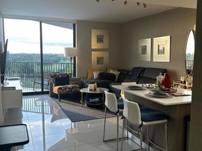 5252 NW 85th Ave 706, Doral FL 33166