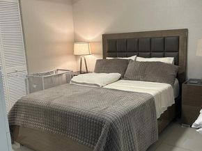 5252 NW 85th Ave 706, Doral FL 33166