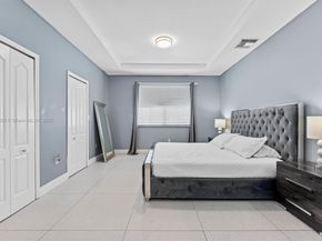 7521 NW 113th Path, Doral FL 33178