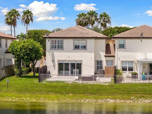 7521 NW 113th Path, Doral FL 33178
