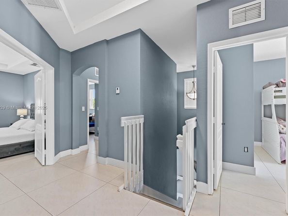 7521 NW 113th Path, Doral FL 33178